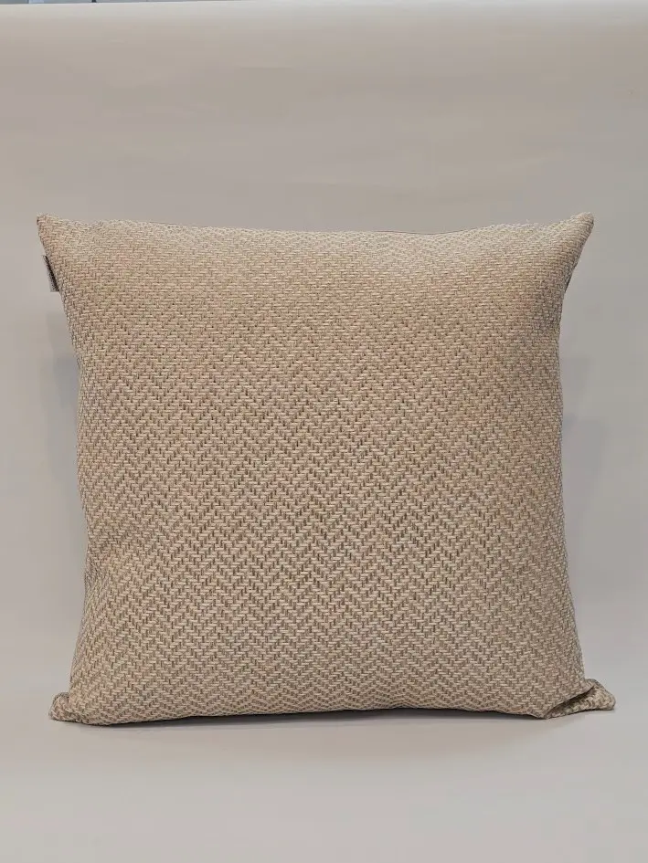 כרית נוי מייז באריגת באסקט קלוע שילוב חוטים