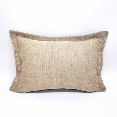 כרית נוי פשתן סוואג' מלבנית גוון חול