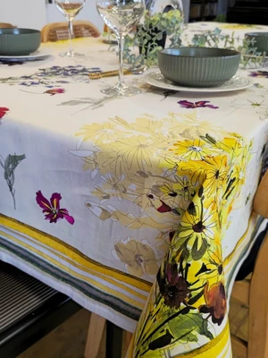 מפת שולחן מודפסת דגם בוקה פרחים