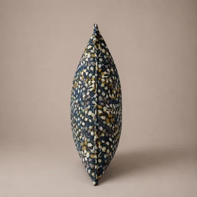 כרית נוי גחליליות