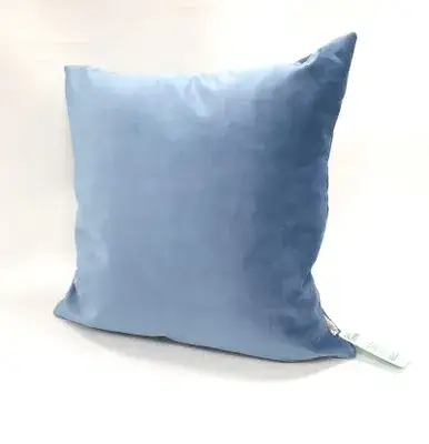 כרית נוי קטיפה תכלת 50*50