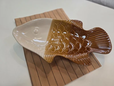 צלחת הגשה דג אומברה